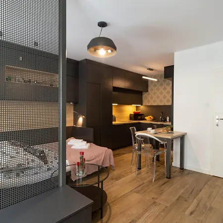 Appartamento Moonlight Shadow Courtyard In Old Town *